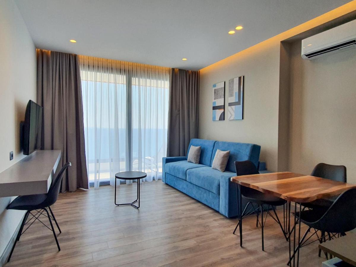 Lookout Apartments ซารานเดอ ภายนอก รูปภาพ