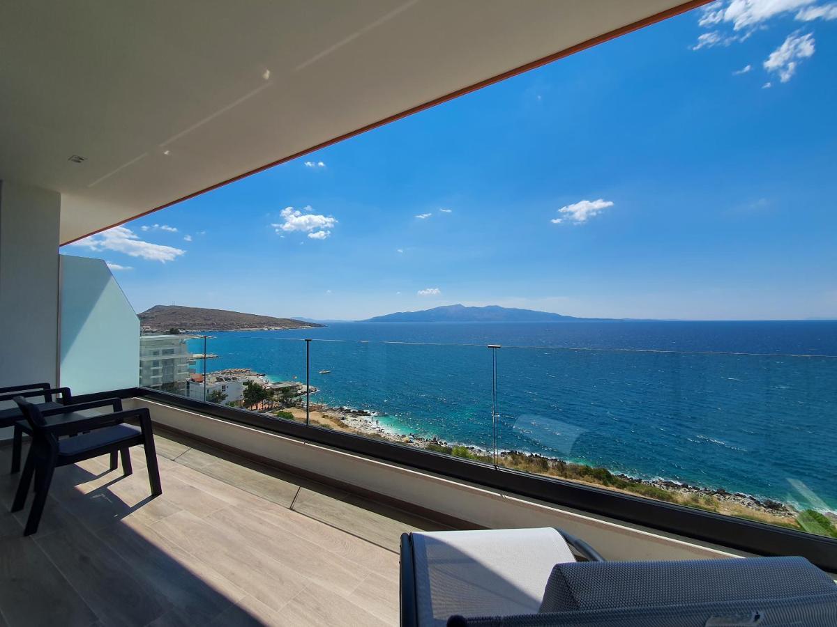Lookout Apartments ซารานเดอ ภายนอก รูปภาพ