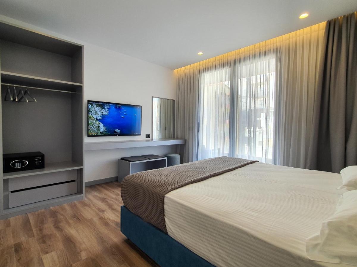 Lookout Apartments ซารานเดอ ภายนอก รูปภาพ