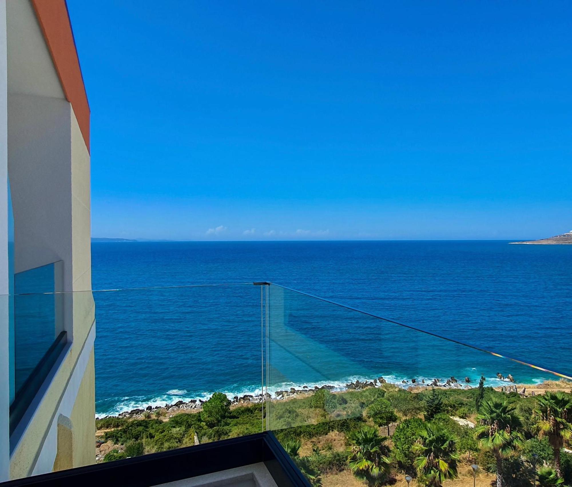 Lookout Apartments ซารานเดอ ภายนอก รูปภาพ